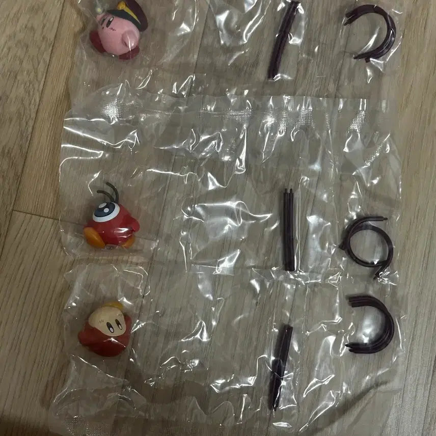 [BUNJANG] Kirby Hankyu Train Figure Bundle / 별의 커비 한큐 기차 가챠 3종 일괄
