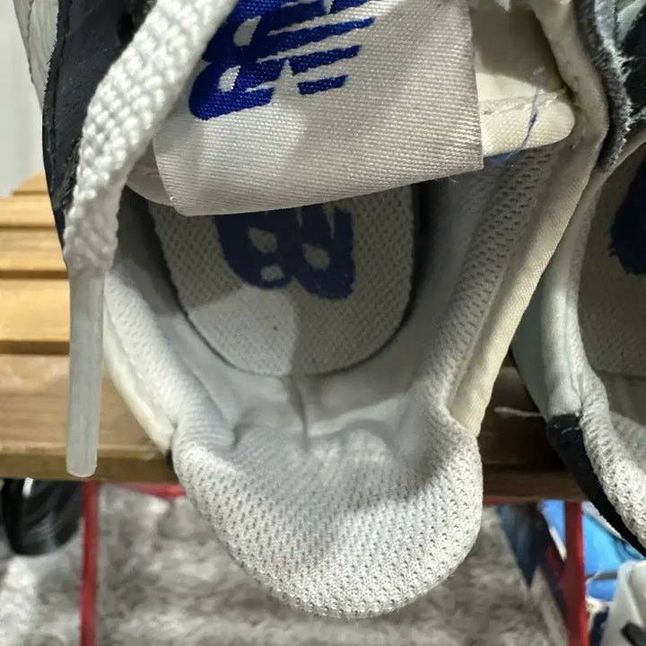 [BUNJANG] New Balance 327 Navy Sneakers / 230) 뉴발란스 운동화 여성 여자 신발 327 네이비 스니커즈