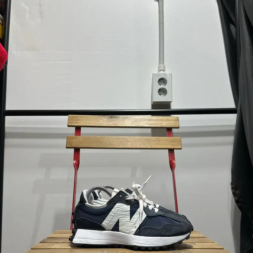 [BUNJANG] New Balance 327 Navy Sneakers / 230) 뉴발란스 운동화 여성 여자 신발 327 네이비 스니커즈