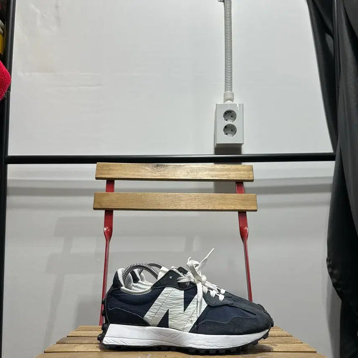 [BUNJANG] New Balance 327 Navy Sneakers / 230) 뉴발란스 운동화 여성 여자 신발 327 네이비 스니커즈