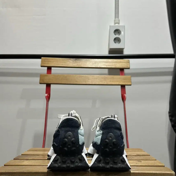 [BUNJANG] New Balance 327 Navy Sneakers / 230) 뉴발란스 운동화 여성 여자 신발 327 네이비 스니커즈