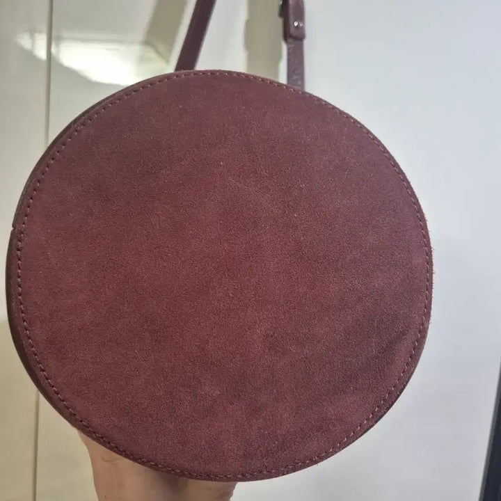 [BUNJANG] Dr. Martens Bucket Bag Leather Shoulder Bag / 닥터마틴 버킷백 가죽 숄더백 버건디