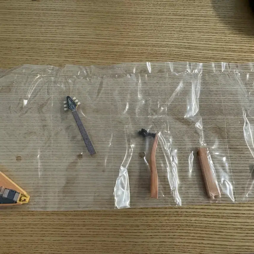 [BUNJANG] Bandai Gibson Guitar Miniature Collection / 반다이 1/12 깁슨 기타 미니어쳐 컬렉션
