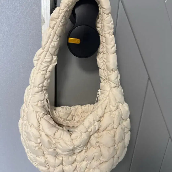[BUNJANG] COS Cloud Bread Mini Bag (Cream) / 코스 구름빵 미니백(크림)
