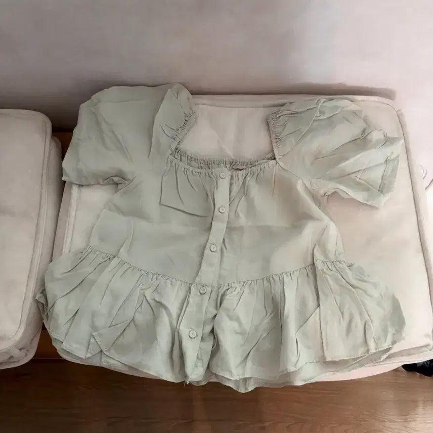 [BUNJANG] Mint Square Blouse / 민트 스퀘어 블라우스