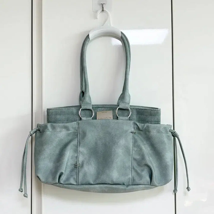 [SOLD OUT] 쿨사이드옵더필로우 숄더백 스카이블루
