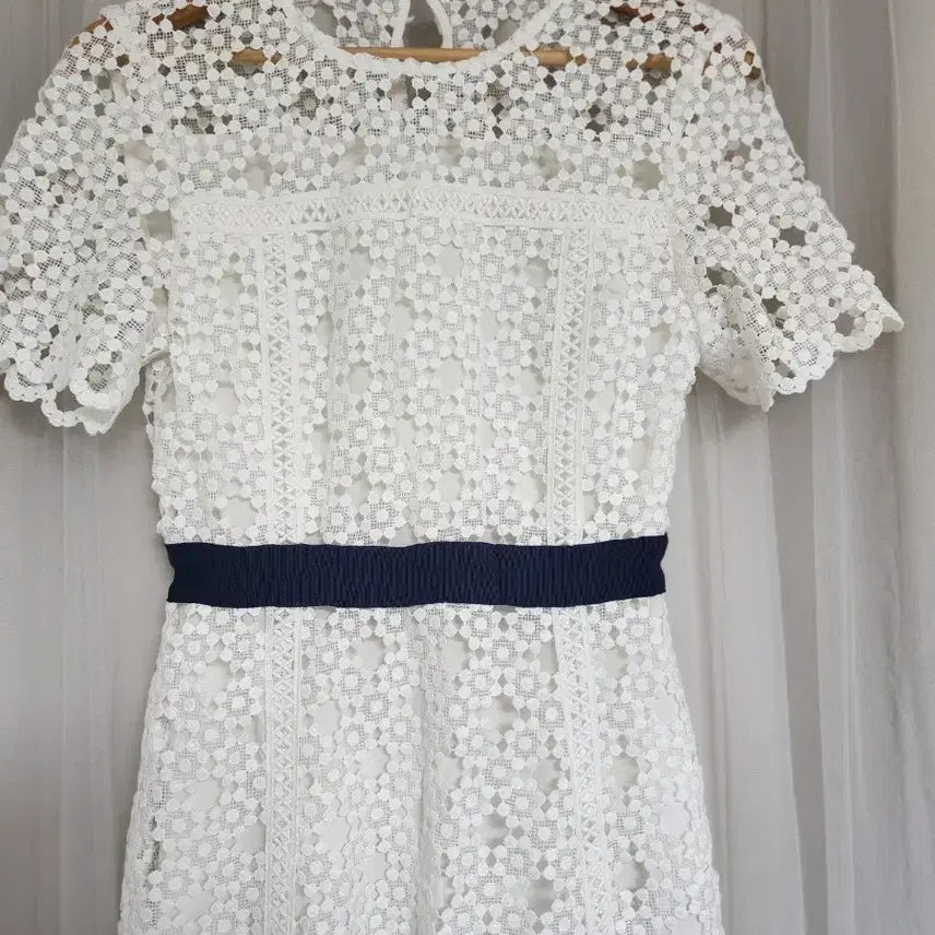 [BUNJANG] Plastic Island White Lace Long Dress / 플라스틱아일랜드 화이트 레이스 원피스