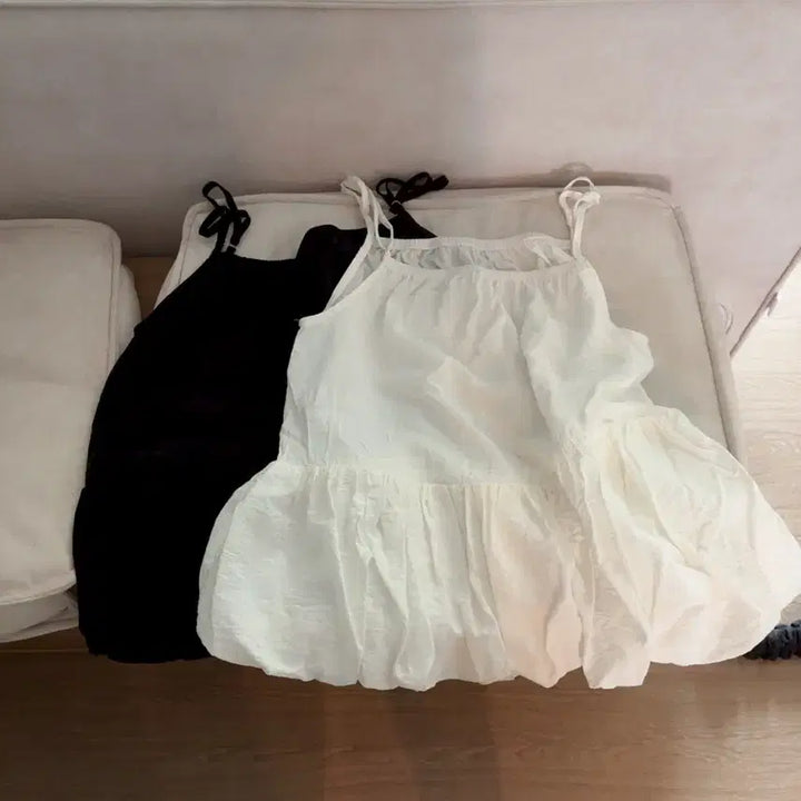 [BUNJANG] Dover Sleeveless Blouse / 도버 나시 블라우스