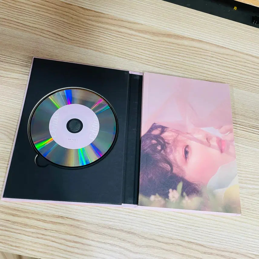 [SOLD OUT] [중고음반/CD] 소녀시대 태연 정규 1집 My Voice (디럭스)