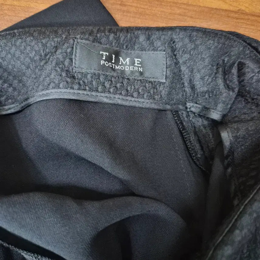 [BUNJANG] TIME Black Patterned Color Block Pants / TIME 블랙 패턴 배색 바지