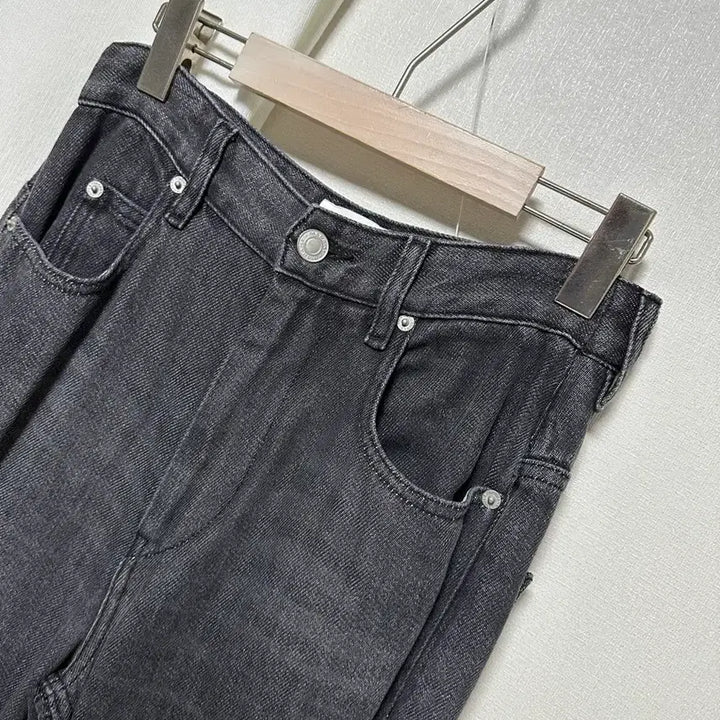 [BUNJANG] Isabel Marant 23 Black Denim Bell Bottom Pants / 이자벨마랑23 흑청 벨보텀 데님 팬츠