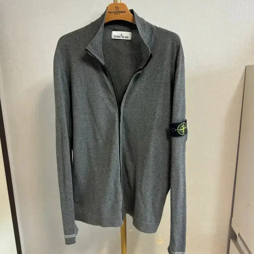 [SOLD OUT] [정품 , L사이즈] 스톤아일랜드 집업 그레이
