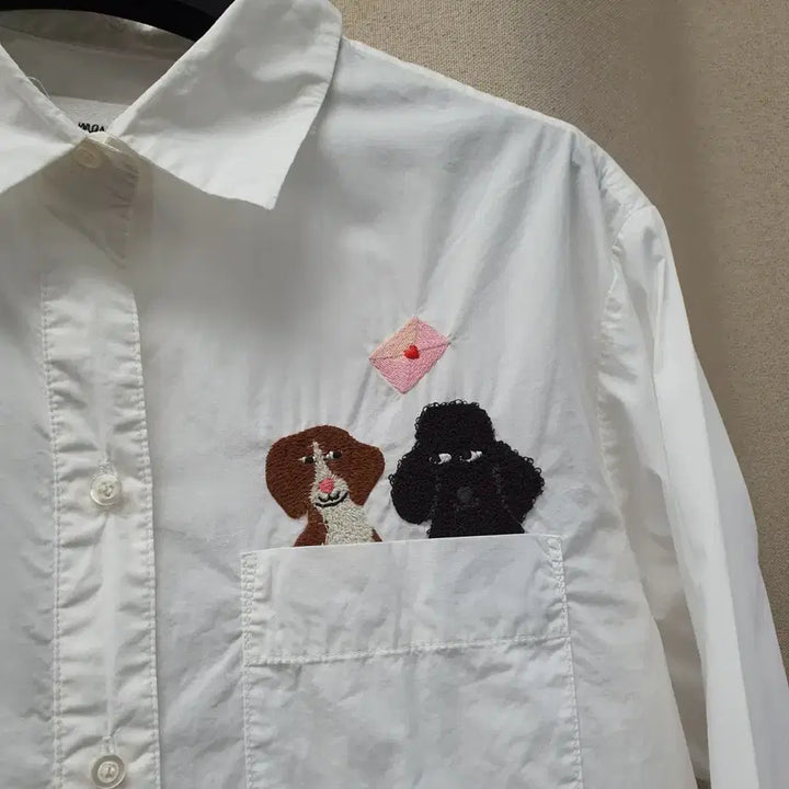 [SOLD OUT] 아떼 바네사브루노 자수 셔츠