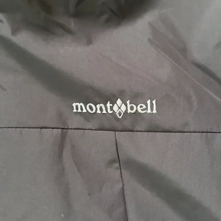 [SOLD OUT] 몽벨 바람막이 105