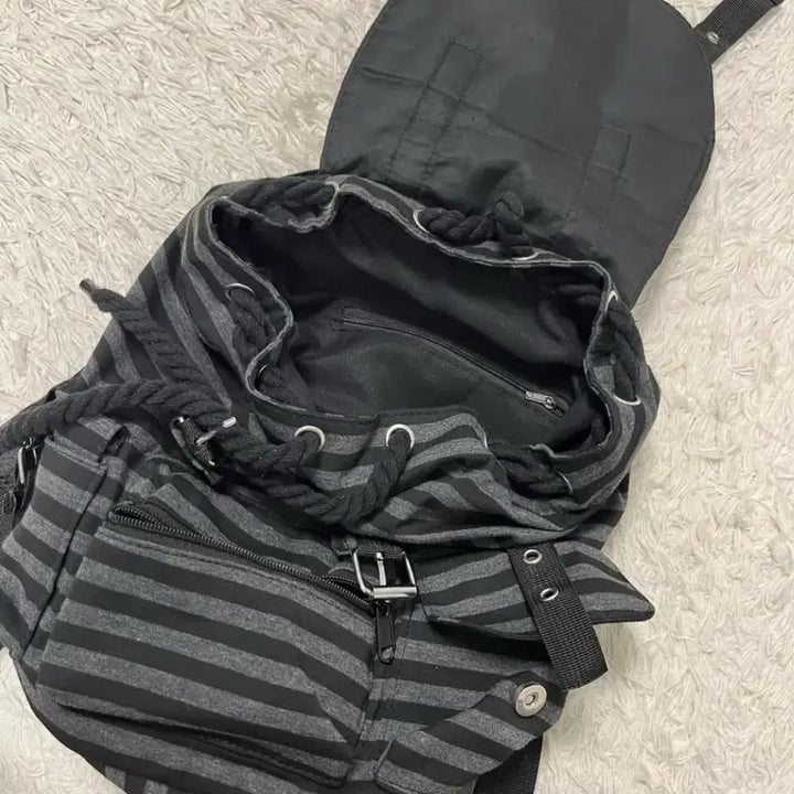 [BUNJANG] Vintage Striped Backpack / 빈티지 스트라이프 백팩