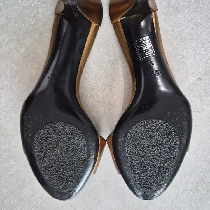[BUNJANG] Gucci Slippers Sandals 36 / 구찌 슬리퍼 샌들 36사이즈