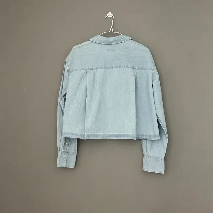 [BUNJANG] Denim Crop Shirt / 연청 데님 크롭 셔츠
