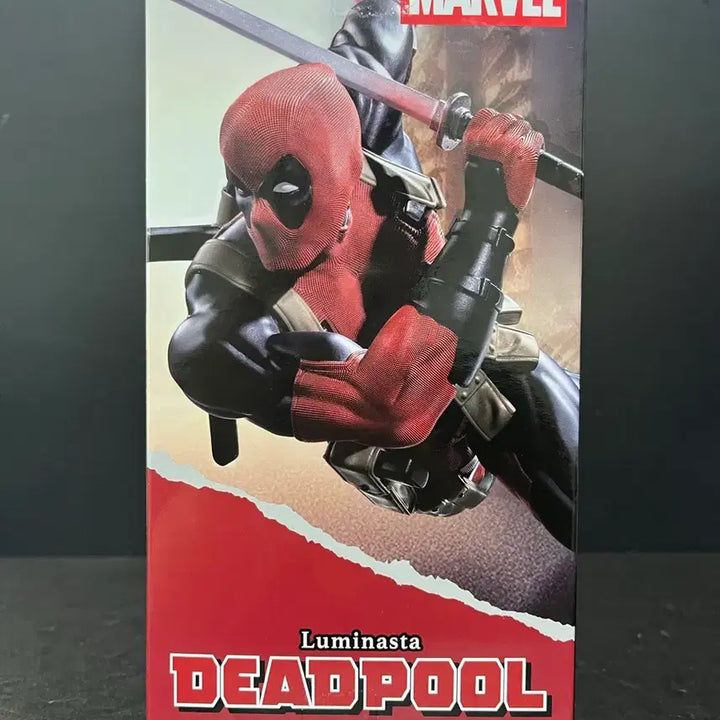 [BUNJANG] Marvel Deadpool Luminasta Figure / 미개봉 마블 데드풀 피규어 데드풀 루미나스타 피규어