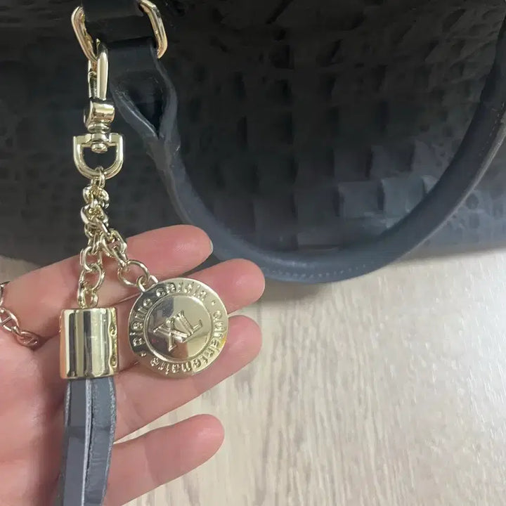 [BUNJANG] Pierre Cardin Leather Handbag / 피에르가르뎅 가방 소가죽