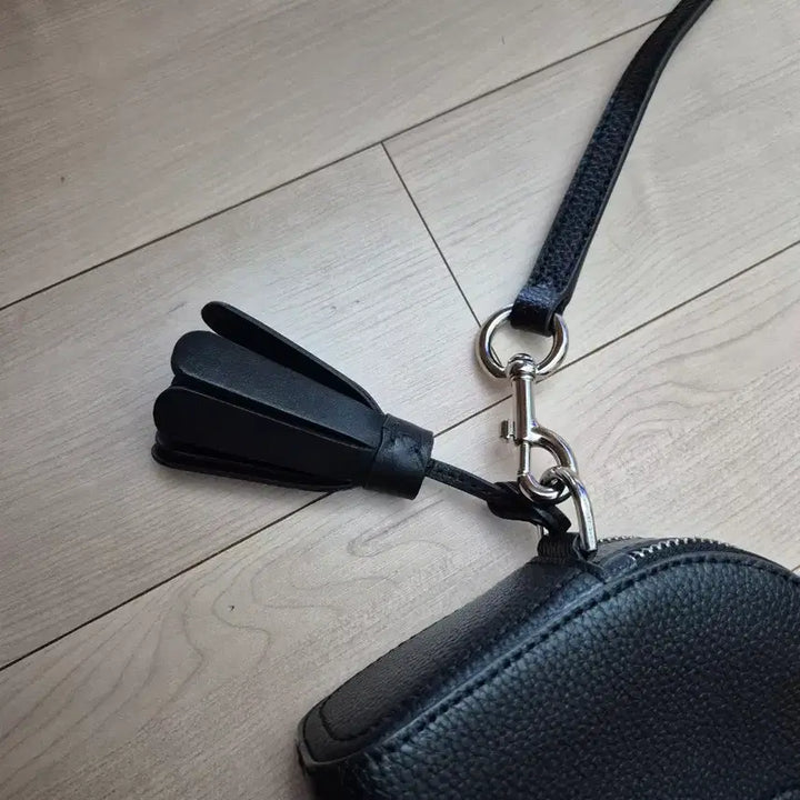[SOLD OUT] 마이클코어스 크로스백 새것상태