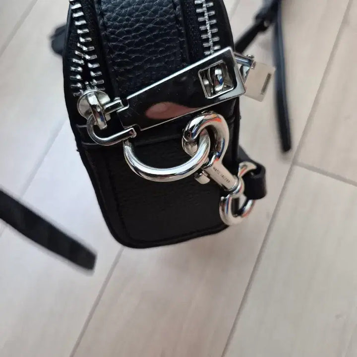 [SOLD OUT] 마이클코어스 크로스백 새것상태