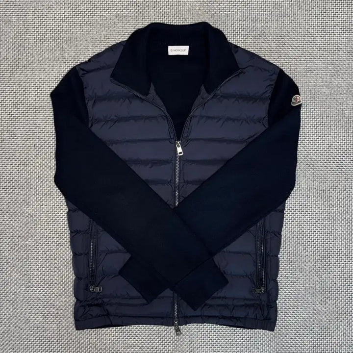 [BUNJANG] Moncler Knit Padded Jacket / 몽클레어 니트패딩