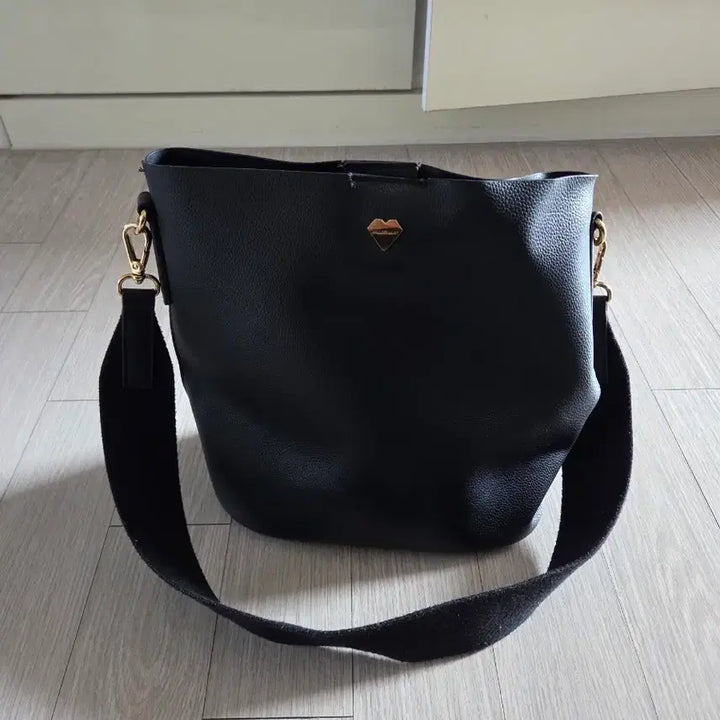 [BUNJANG] Jill Stuart Crossbody Bag / 질스튜어트 크로스백