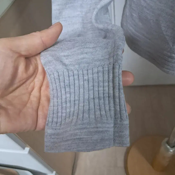 [BUNJANG] Club Monaco Grey Spring Knit Sweater / 클럽모나코 그레이 봄 니트 55(얇은 울 소재)
