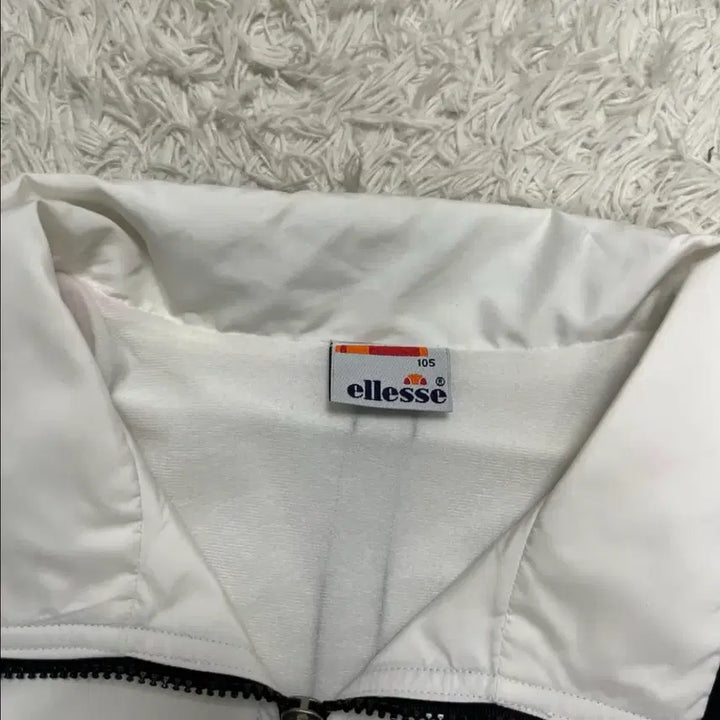 [SOLD OUT] 엘레세 00s 바람막이