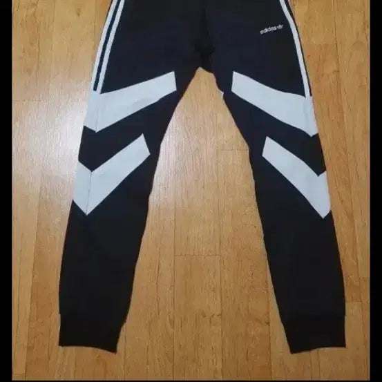 [BUNJANG] Adidas Training Pants / 정품새옷수준)아디다스 블랙 화이트 배색 기능성 트레이닝 팬츠, 29~31