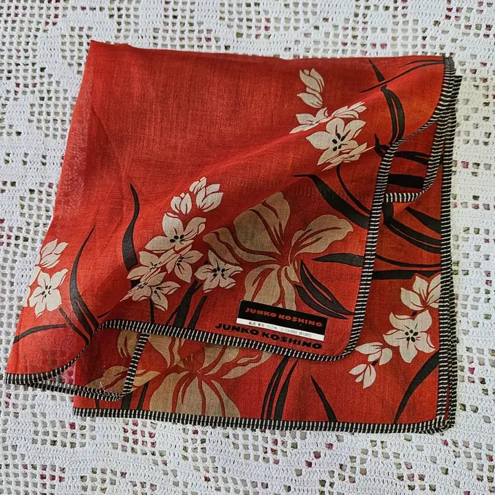 [BUNJANG] Designer Floral Handkerchief Bundle Set / 디자이너 플라워 손수건 3장 일괄