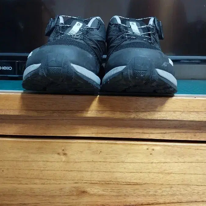 [BUNJANG] K2 Flyhike Rex Hiking Shoes - 245 / K2. 플라이하이크 렉스 등산화.245