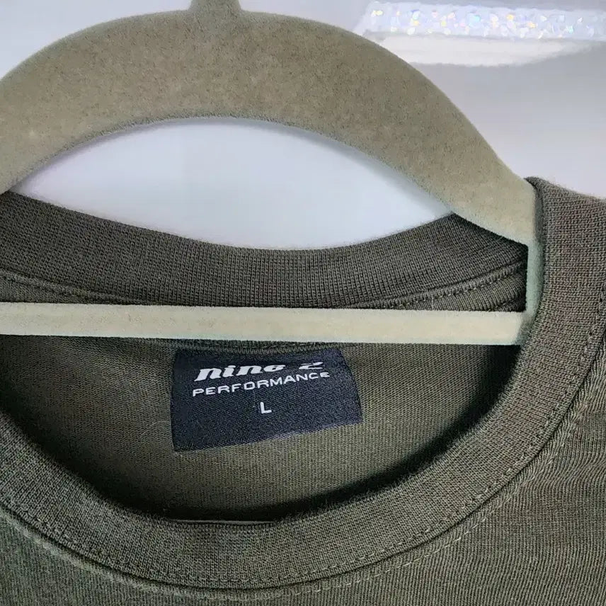 [SOLD OUT] 나인제트  반팔티 사이즈L (가슴반품50 총기장71)남성분 95입으시