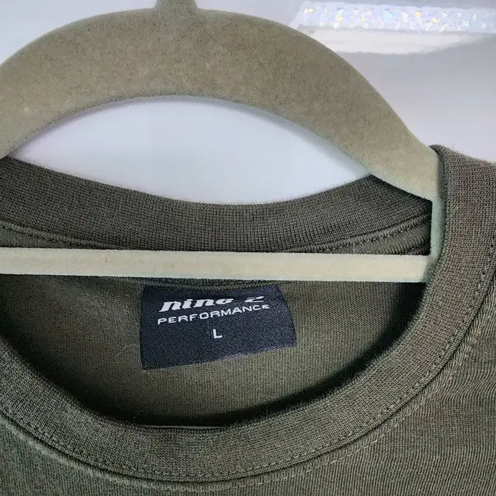 [SOLD OUT] 나인제트  반팔티 사이즈L (가슴반품50 총기장71)남성분 95입으시