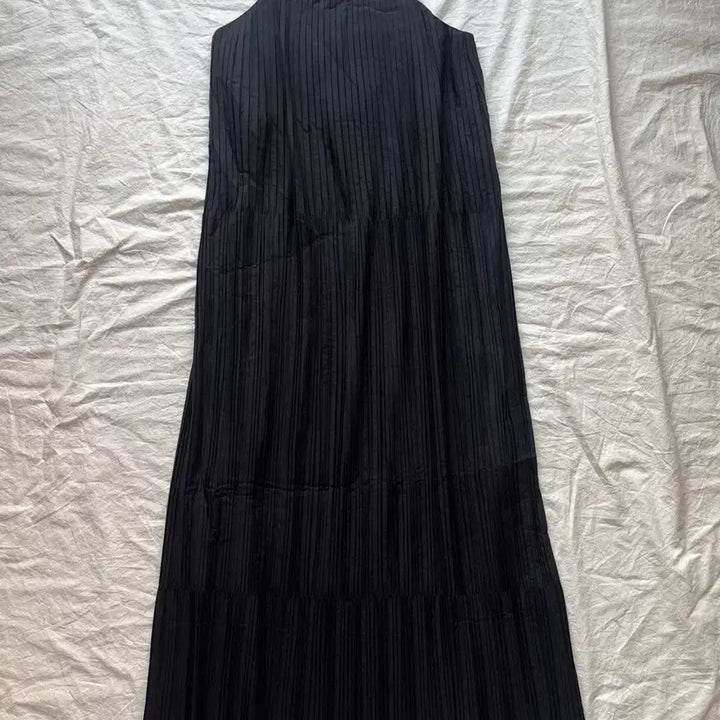 [BUNJANG] COS Black Pleated Long Dress / COS 블랙 플리츠 롱 원피스