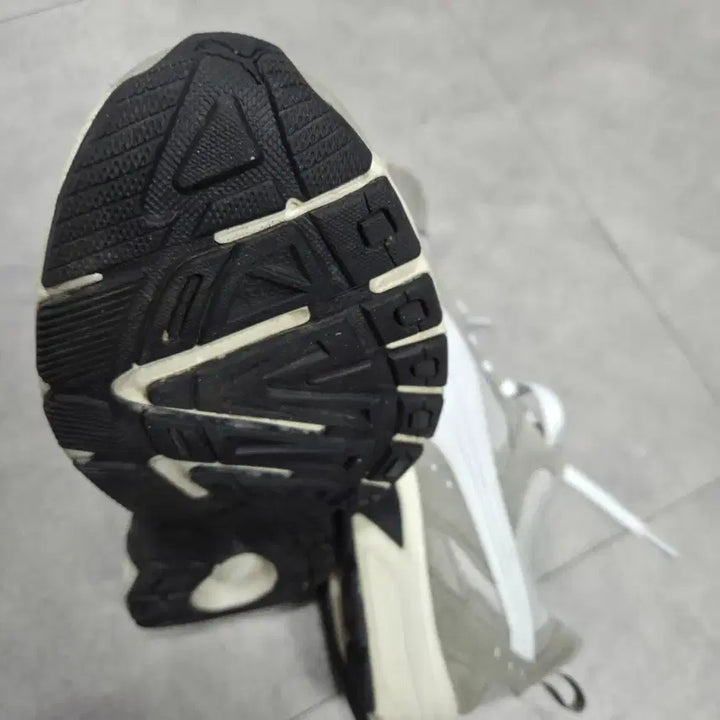 [BUNJANG] Puma Millennio SD Sneakers / 푸마 밀레니오 SD  KR  270