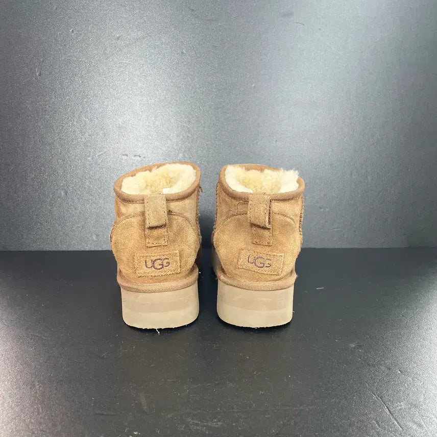 [BUNJANG] UGG Classic Ultra Mini Platform Boots / [245] 미국 어그 UGG 클래식 울트라 미니 플랫폼