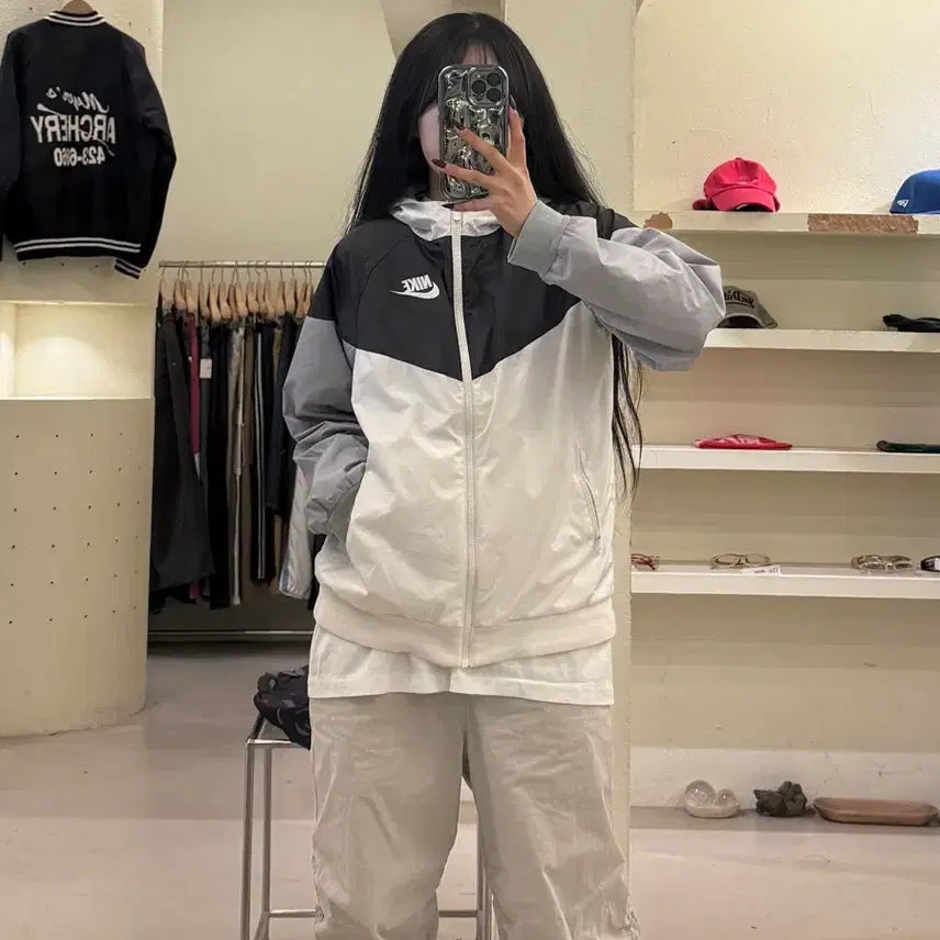 [BUNJANG] Nike U1607 Woven Hooded Windbreaker Jacket / 나이키 우븐 후드 바람막이 자켓 U1607