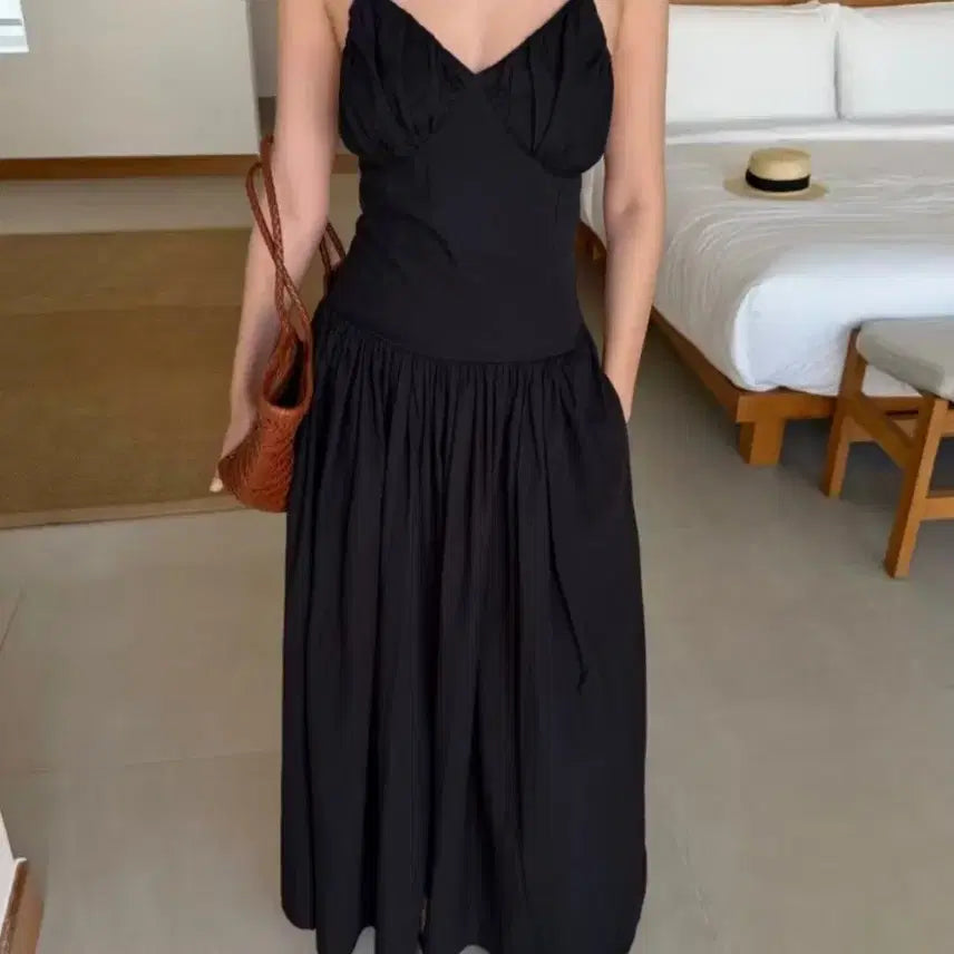 [BUNJANG] Black Shirred Long Dress / 블랙 셔링 롱 드레스