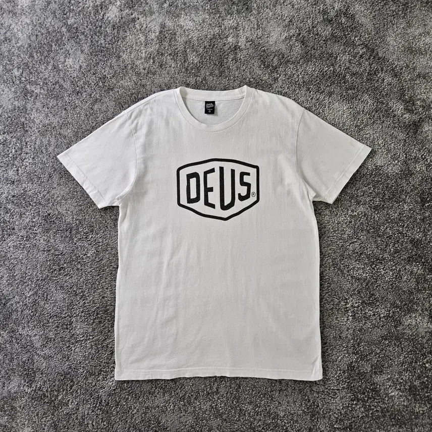 [SOLD OUT] [무료배송] DEUS EX MACHINA 반팔 티셔츠