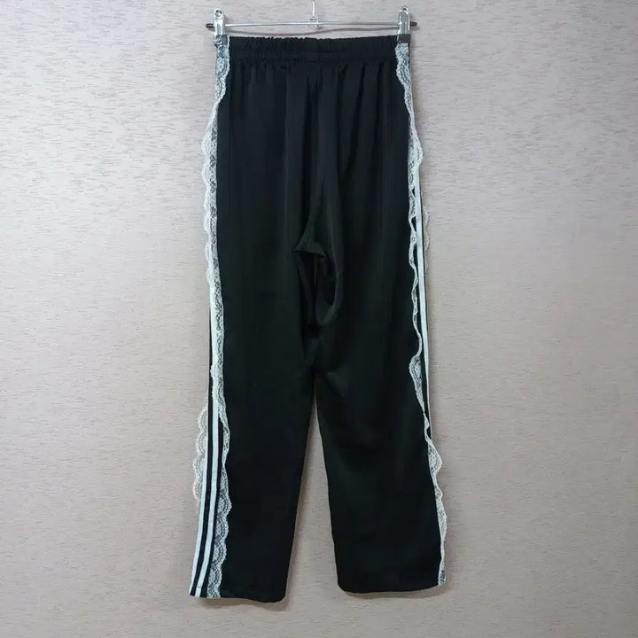 [SOLD OUT] B4-18/레이스배색 블랙 밴딩팬츠 여성