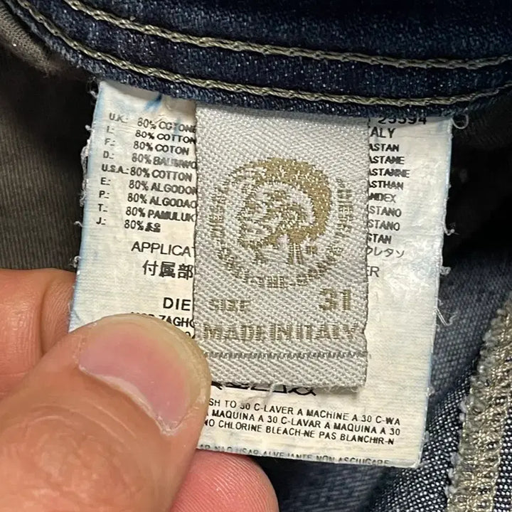 [SOLD OUT] 디젤(Diesel) 부츠컷 자고르(ZAGHOR) 데님 청바지W31/L30
