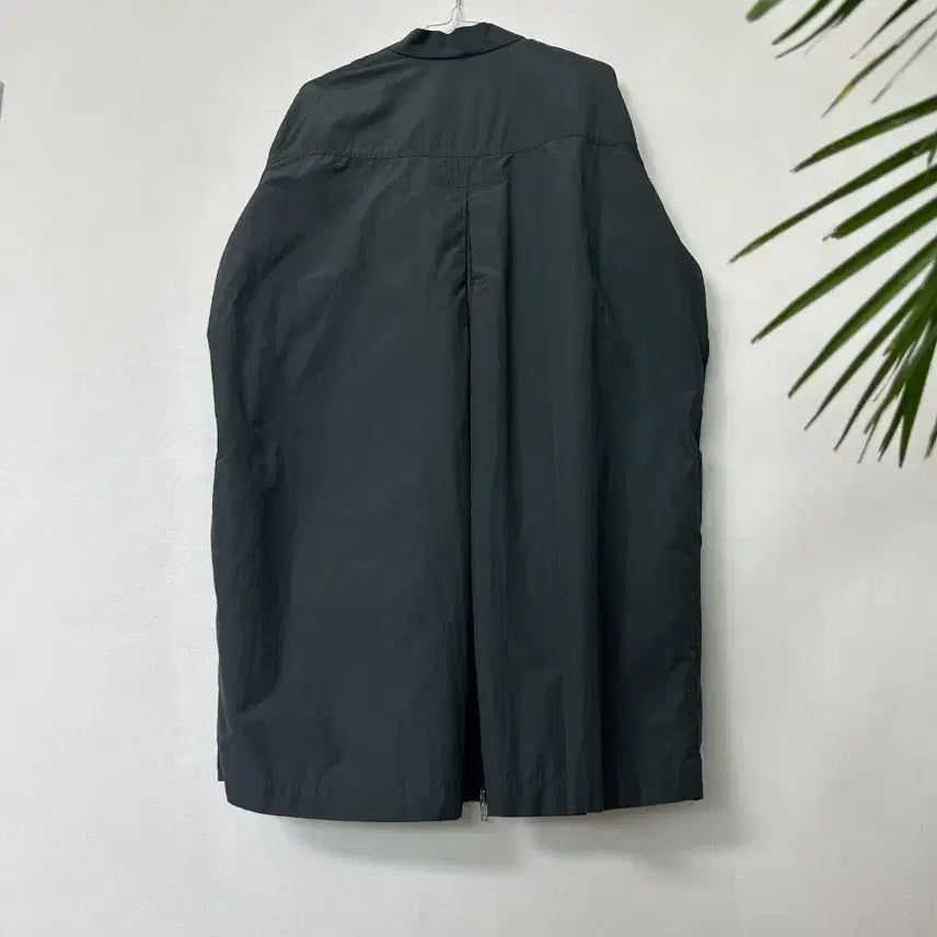 [SOLD OUT] 바스락 바람막이 점퍼
