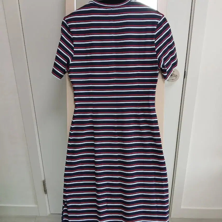 [SOLD OUT] 미착용 라코스테 원피스 34사이즈