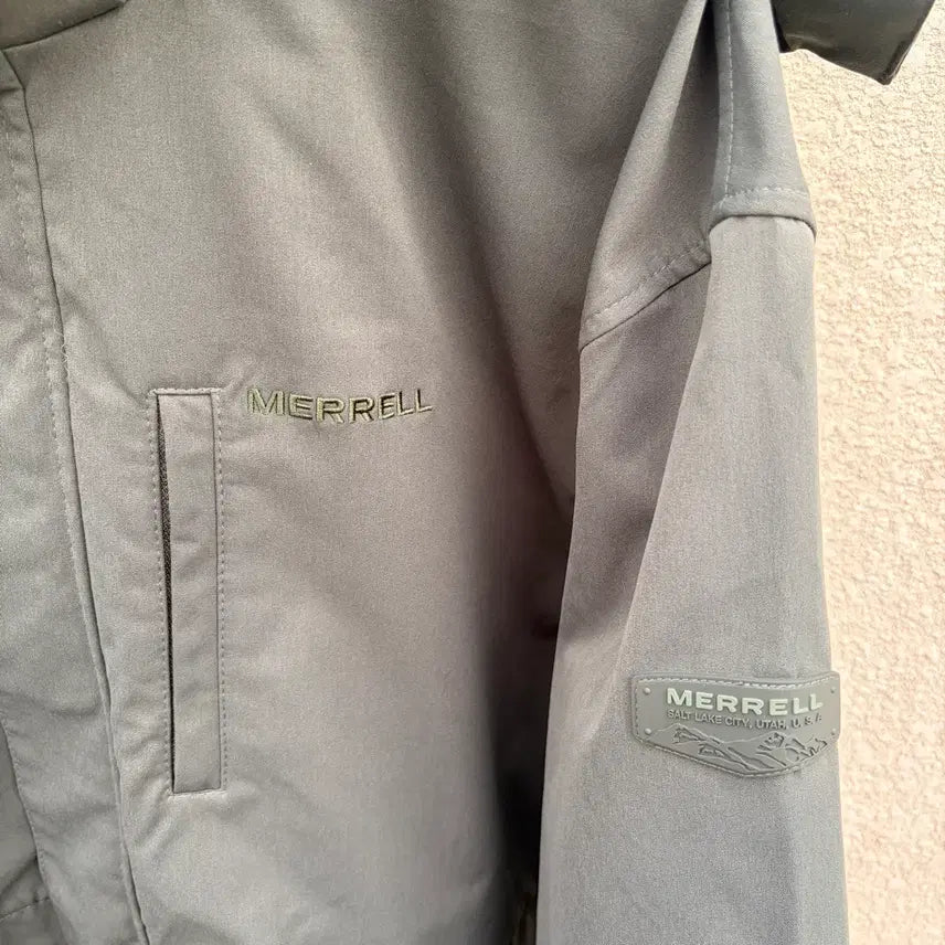 [SOLD OUT] MERRELL 머렐 마운틴 카키 바람막이(115)