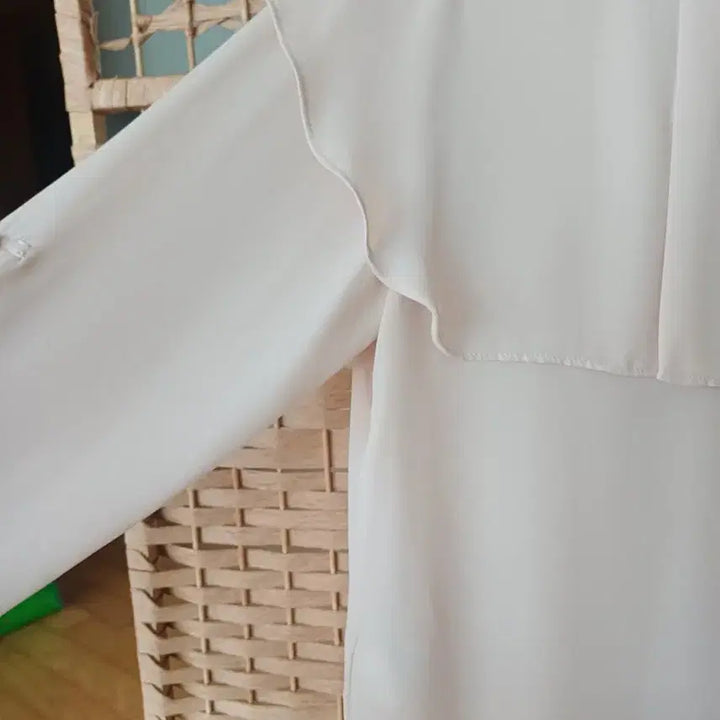 [BUNJANG] SODA Pink Frill Blouse / 쏘다 핑크 블라우스 프릴장식