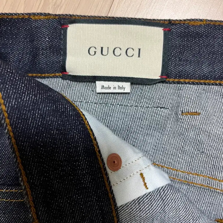 [BUNJANG] Gucci Dark Blue Jeans 31 / [새상품/급처]구찌 다크블루 청바지 31