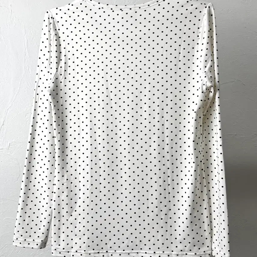 [SOLD OUT] Marie Claire 도트 롱 슬리브