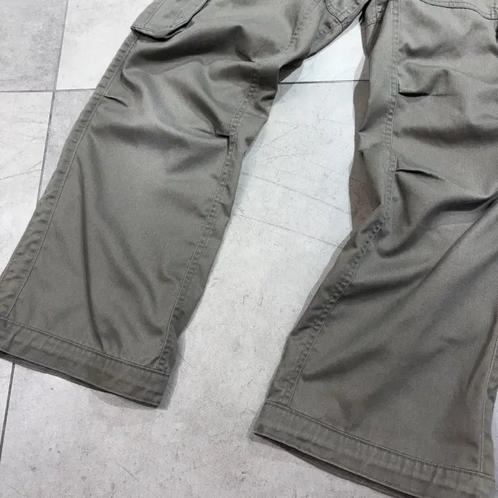[SOLD OUT] 일본판 아디다스 백로고 카고팬츠