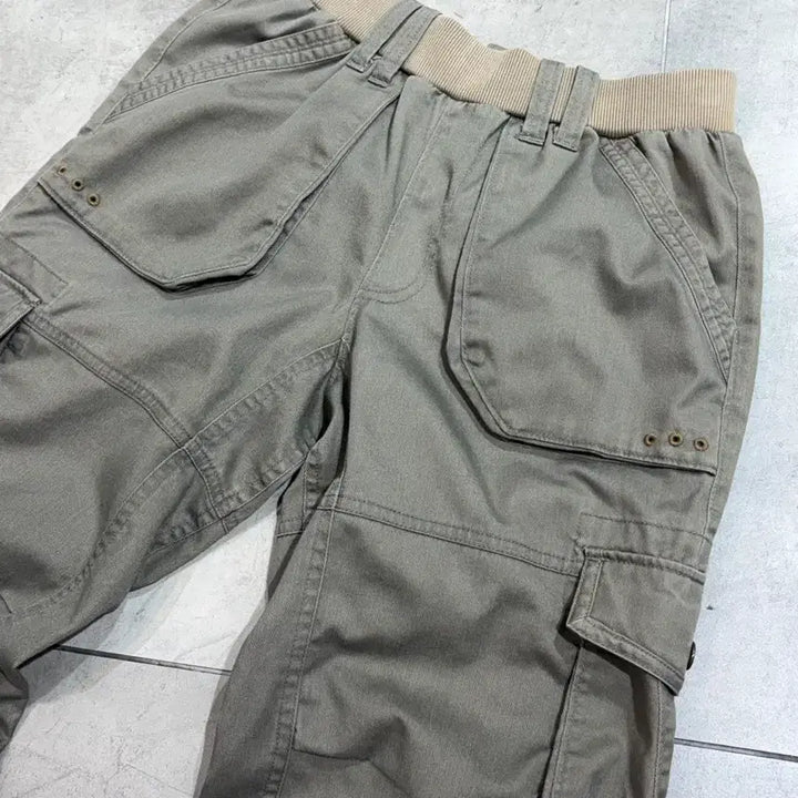 [SOLD OUT] 일본판 아디다스 백로고 카고팬츠